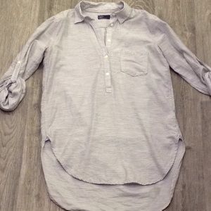 Gap button-up shirt